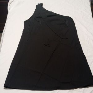 Guteidee Black One Shoulder Dress